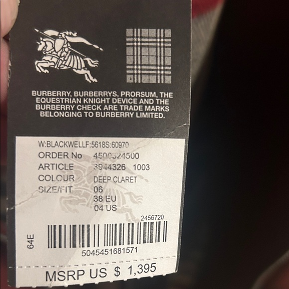 Burberry Women's Trench Coat with Black Details *CLOSET CLEAN OUT SPECIAL* - Picture 12 of 17